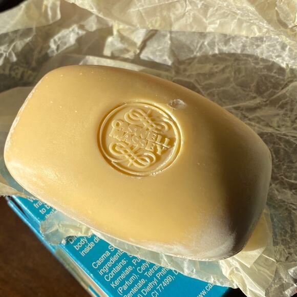 Vintage Caswell Massey Casma Luxury Bath Soap New Open Box 2 Sealed Cakes Bars - Picture 9 of 10